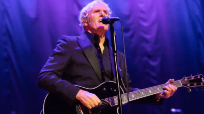 Kadife gibi sesi ve bir döneme damga vurmuş unutulmaz aşk