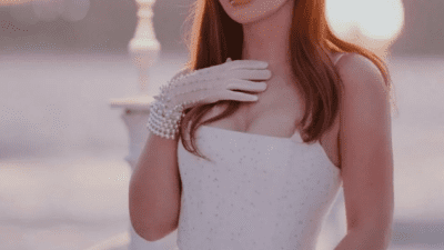 Sosyal medya fenomeni Danla Biliç, geçirdiği estetik operasyonlar hakkında pişmanlıklarını