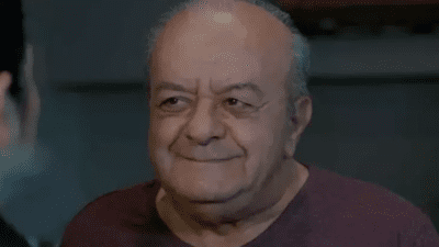 İstanbul Şehir Tiyatrosu sanatçılarından Sezai Altekin, 79 yaşında hayatını kaybetti.