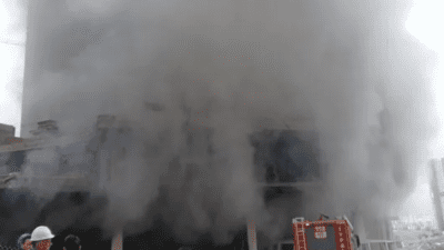 Ankara'da Yukarı Dikmen Mahallesi'nde bir inşaat alanında yangın çıktı. Yangına