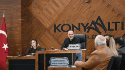KONYAALTI Belediyesi'nin şubat ayı olağan meclis toplantısı, Belediye Başkanı Cem