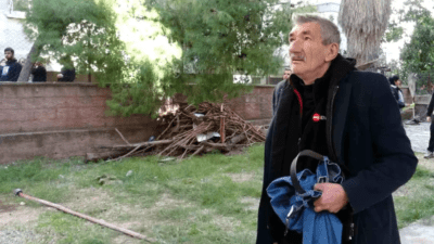 Antalya'da bir dairenin balkonundaki klima yangını paniğe neden oldu, itfaiye