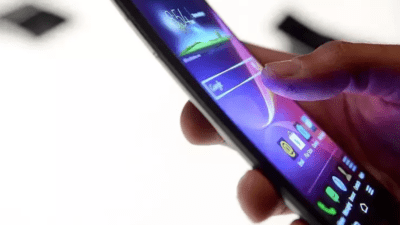 Android 16 sürümü ile artık zaman dilimi değişikliklerinde bildirim alacaksınız.