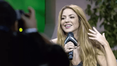 Dünyaca ünlü sanatçı Shakira'dan üzen haber geldi. Ünlü şarkıcı Peru'da