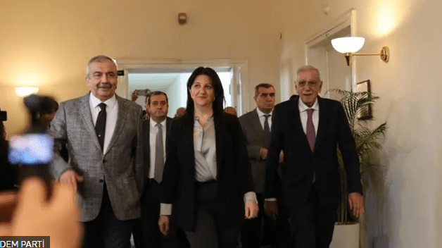 DEM Parti heyeti üyeleri Sırrı Süreyya Önder, Pervin Buldan ve