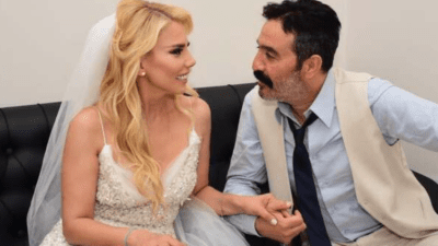 Mustafa Üstündağ ile Tuba Kalçık'ın bebek mutluluğu... Çift, bebeklerinin isim