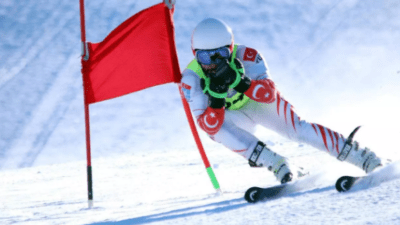 Bursa Uludağ'da bulunan Kervansaray Otel'de çıkan yangında 24 yaşındaki Dünya