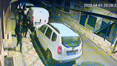 Bağcılar'da kimlik kontrolü için 4 kişiye ikazda bulunan bekçilere silahla