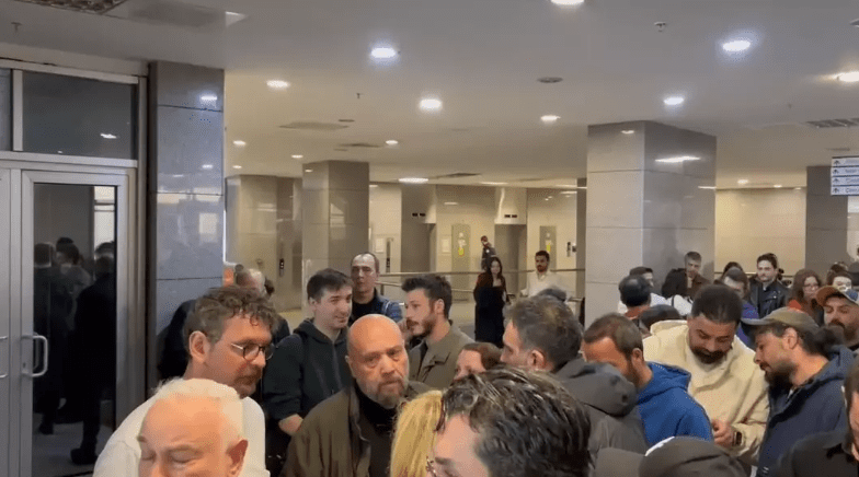 Sosyal medya hesabından boykot çağrısı yapan 16 kişi hakkında gözaltı