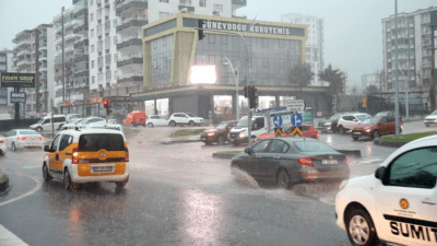 Güneydoğu Anadolu'nun Kuzeydoğusu ile Şırnak ve Bitlis çevrelerinde kuvvetli yağış