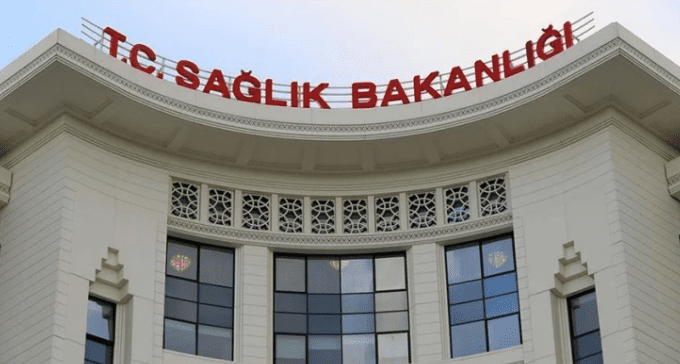 Sağlık Bakanlığı, merkez ve taşra teşkilatında görevlendirilmek üzere 15 bin