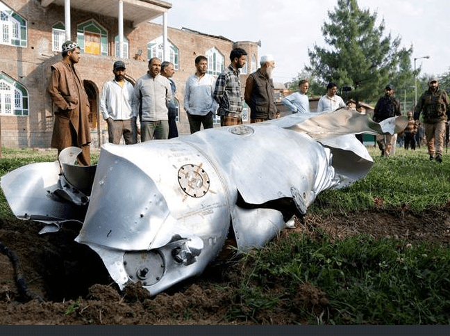 Pakistan ordusunun, Hindistan'ın 5 savaş uçağını ve 1 dronunu düşürdüğü