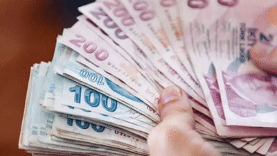 Yeni dönem zamlı memur ve emekli maaşlarının belli olmasına 1.5