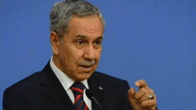 AKP'nin kurucularından eski TBMM Başkanı Bülent Arınç, İstanbul Büyükşehir Belediye