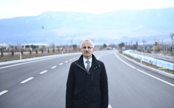 Ulaştırma ve Altyapı Bakanı Abdulkadir Uraloğlu, Melodili Yol uygulamasının Türkiye'de