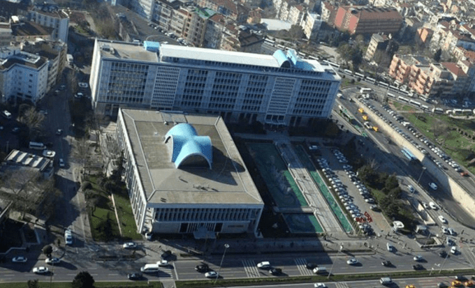 İstanbul Büyükşehir Belediyesi'ne (İBB) yönelik soruşturma kapsamında, 3. dalga operasyon