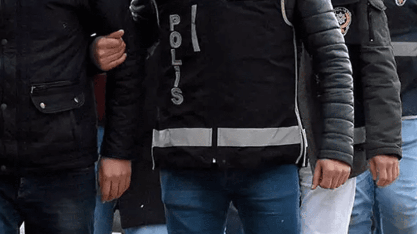 FETÖ'ye yönelik İstanbul merkezli 36 ilde düzenlenen operasyonda, 63 kişi