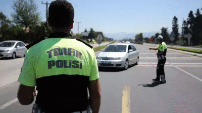 TBMM Adalet Komisyonunda, trafik cezalarının artırılmasına yönelik düzenlemeleri de içeren