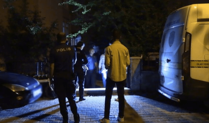 Kütahya'nın Tavşanlı ilçesinde 19 yaşındaki genç kız, kardeşinin oynadığı tabancanın