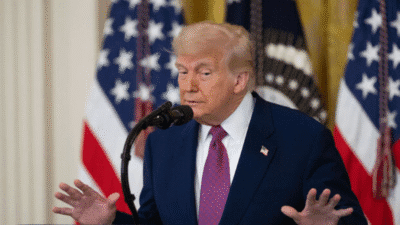 ABD Başkanı Donald Trump, İran yönetiminin İran'ın gelişmesine engel olduğunu