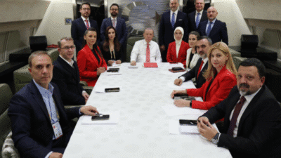 Cumhurbaşkanı Erdoğan, Azerbaycan ziyareti sonrası gazetecilerle uçakta bir söyleşi gerçekleştirdi.