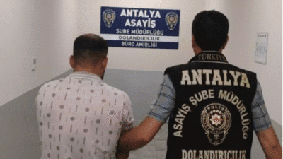 Telefonda istihbarat görevlisi olarak kendini tanıtan dolandırıcı, 900 bin lira