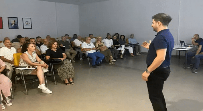 MURATPAŞA ilçesinde görev yapan muhtarlar, ilçe sakinlerine daha etkin hizmet