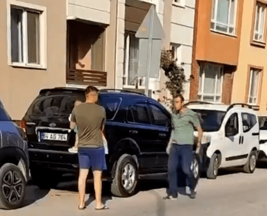 Eskişehir’de trafikte çıkan tartışma sonrası aracını yolun ortasında bırakıp inen