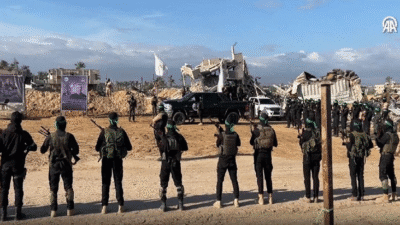  Hamas, soykırımcı İsrail'in Gazze'de saldırıları genişletme kararına, "Netanyahu esirleri