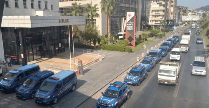 Antalya İl Jandarma KOM ekiplerince Alanya’da yaptıkları siber suçlar dolandırıcılık