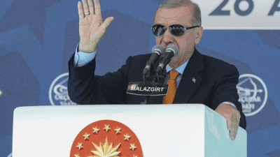 Türkiye Cumhurbaşkanı Erdoğan, yeni sürece atıfta bulunarak "Yönünü Ankara'ya ve