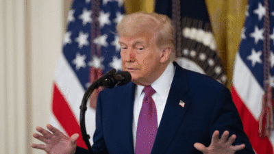 Trump'tan Savunma Bakanlığının adını Savaş Bakanlığı olarak değiştirmeye yönelik ilk