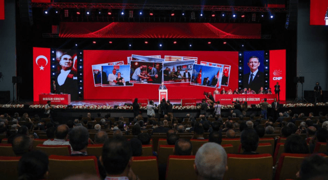 CHP'nin 21 Eylül'deki olağanüstü kurultayının iptal edilmesi için başvuran CHP