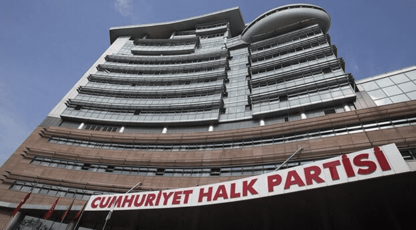 İstanbul 45. Asliye Hukuk Mahkemesi, İl Kongresi'nin yapılmasına ilişkin yürütülen