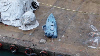 Trabzon'un Çarşıbaşı ilçesi Yoroz Limanı açıklarında balıkçılar tarafından insansız deniz