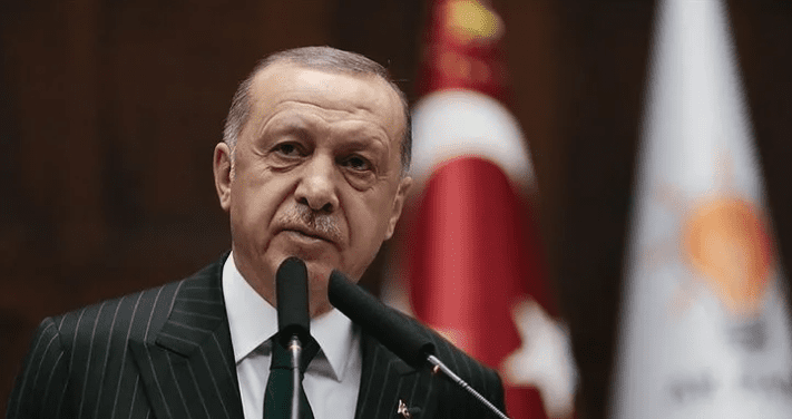 AK Parti’ye katılımlar hız kesmeden devam ediyor. Türkiye genelinde farklı