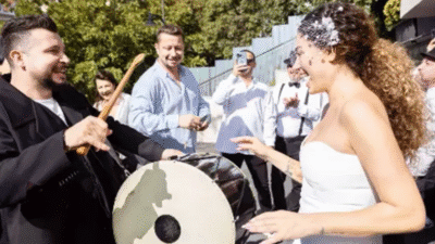 Ünlü şarkıcı Dilan Çıtak, son günlerde yaşadıklarıyla gündemde. Hem boşanma