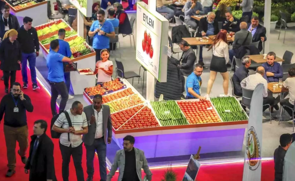 GROWTECH Antalya’da Tarımın Geleceği Konuşulacak Dünyanın en büyük tarım fuarı GROWTECH, Antalya'da 4 gün süren