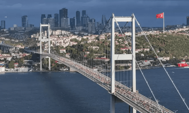 İstanbul Valiliği, İstanbul Maratonu nedeniyle yarın trafiğe kapatılacak yolları ve