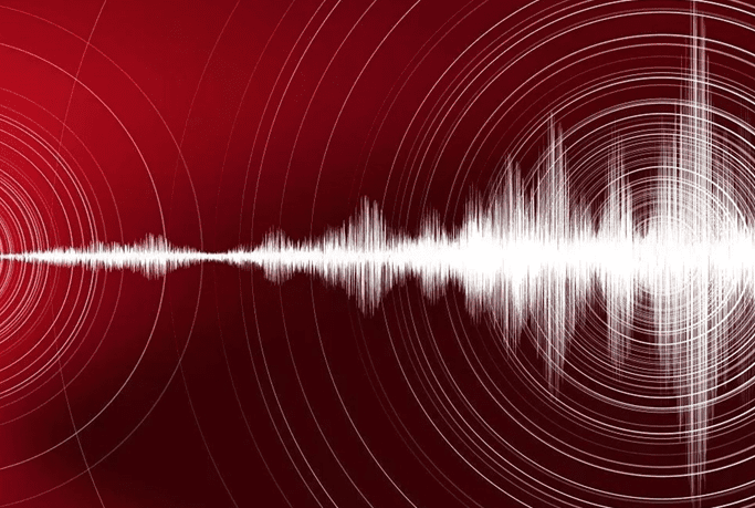 Balıkesir’de deprem: Çevre illerden de hissedildi Balıkesir'in Sındırgı ilçesinde 4.5 büyüklüğünde bir deprem meydana geldi