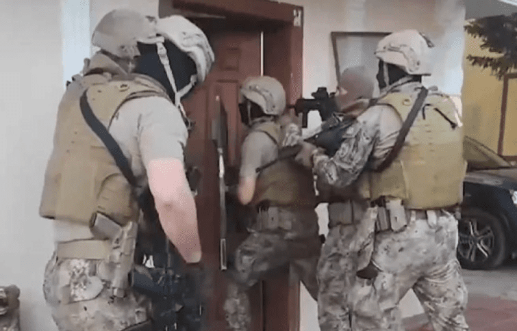 Aralarında Antalya'nın da bulunduğu 27 ilde FETÖ’ye yönelik düzenlenen operasyonlarda