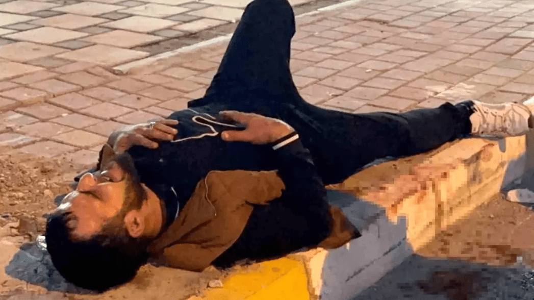 Antalya'da kaldırımda yürürken sigara isteyen 15–16 yaşlarındaki grubun saldırısına uğrayan