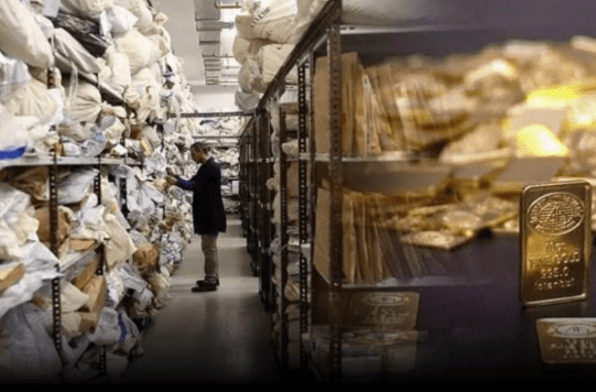 Büyükçekmece Adliyesi’nin adlî emanetinden kilolarca altın ve gümüşün çalınmasının ardından