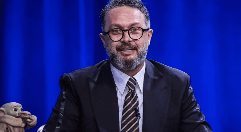 İbrahim Selim aşka geldi! Yeni sevgilisi bakın kim çıktı Sunucu ve oyuncu İbrahim Selim, geçtiğimiz günlerde özel hayatıyla gündeme