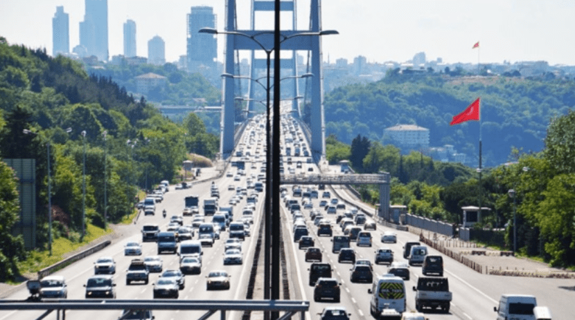 Ulaştırma ve Altyapı Bakanı Abdulkadir Uraloğlu, köprü ve otoyol ücretlerinin