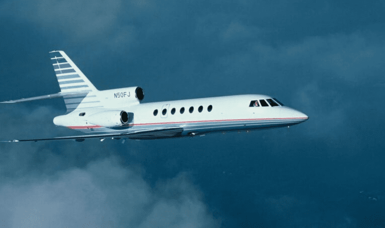 Esenboğa Havalimanı’ndan Trablus’a gitmek üzere havalanan Harmony Jets işletmesindeki Falcon