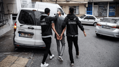 Ünlü isimlere yönelik yürütülen uyuşturucu soruşturmasında yeni bir operasyon düzenlendi.