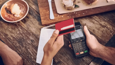 Daha önce gündeme gelen ve şikayet alan restoranlardaki servis ücreti,