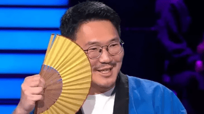 ATV ekranlarında yayınlanan bilgi yarışması “Kim Milyoner Olmak İster?”de yarışan