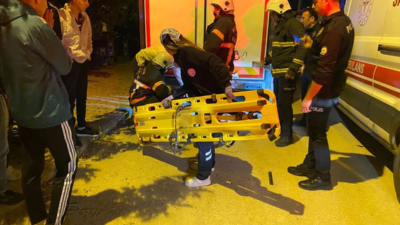 Burdur'da Burak Dilli (17) yönetimindeki motosiklet, park halindeki bir otomobile